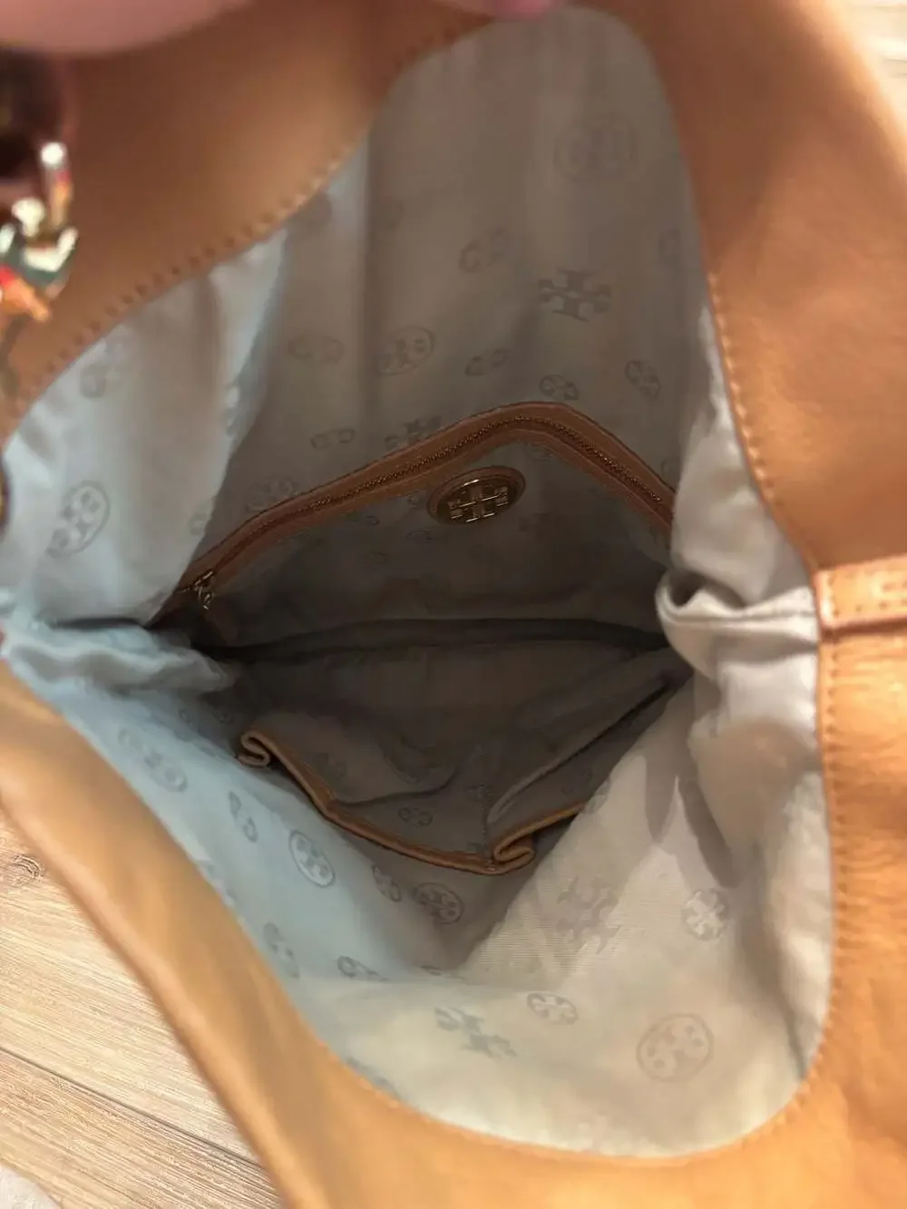 Tory Burch Amanda Tan Pebbled Leather Foldover Crossbody Bag